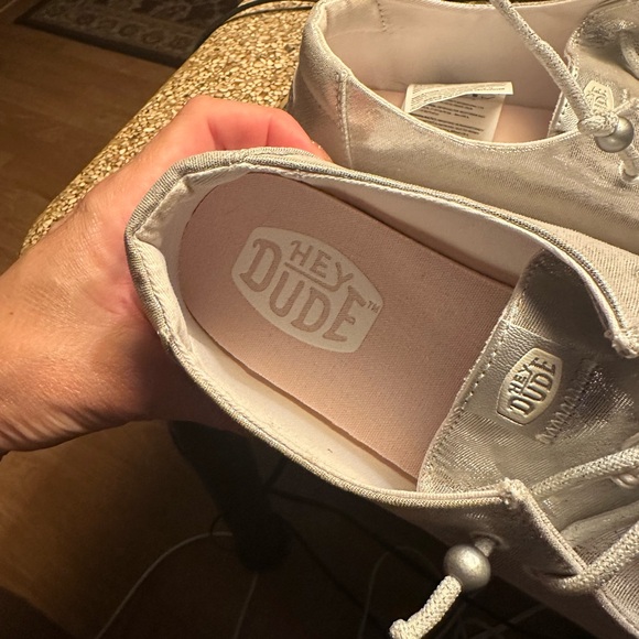 Wendy Metallic Shine Silver Hey Dudes Size 9 - Picture 3 of 5